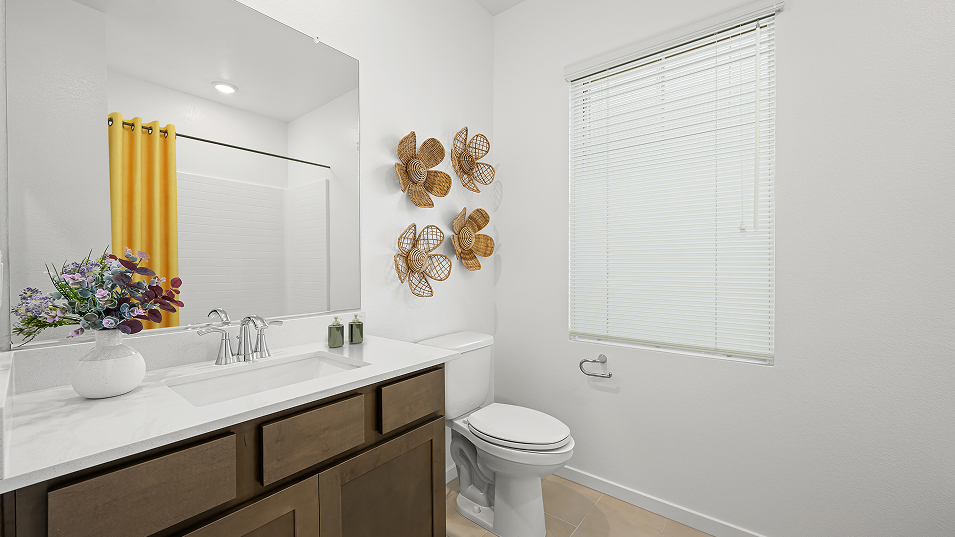 3000 Bobby Bath2 F2 Base2