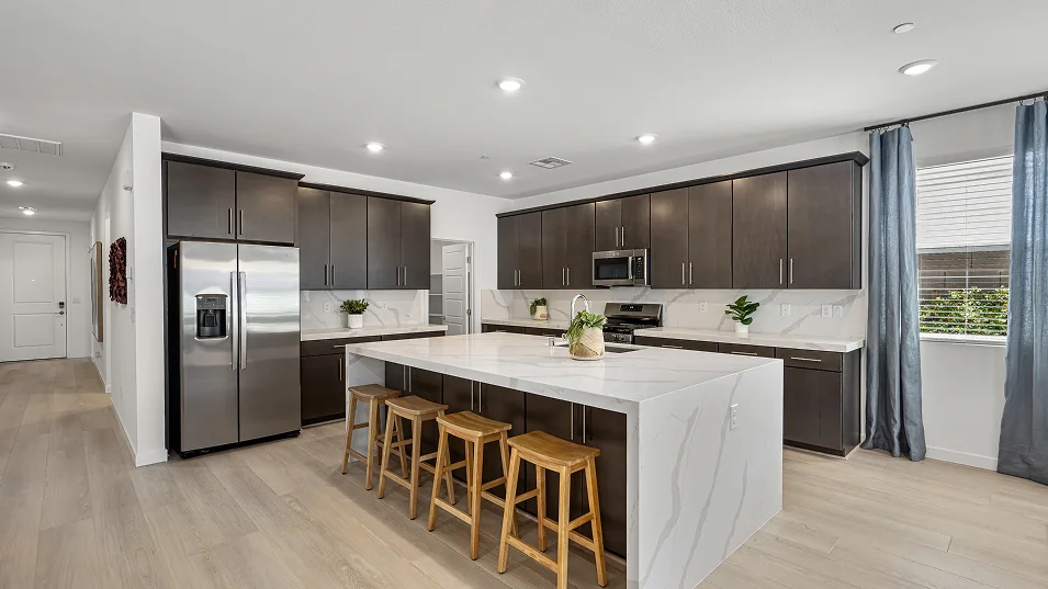 2668 Antoinette Kitchen 1of7 F1 Base2
