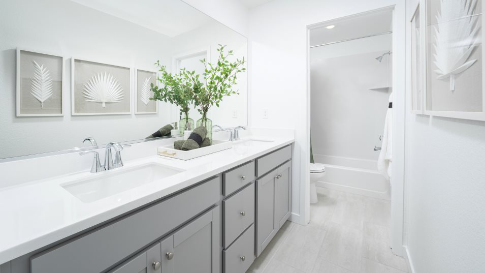 Residence 2419 Bathroom 2
