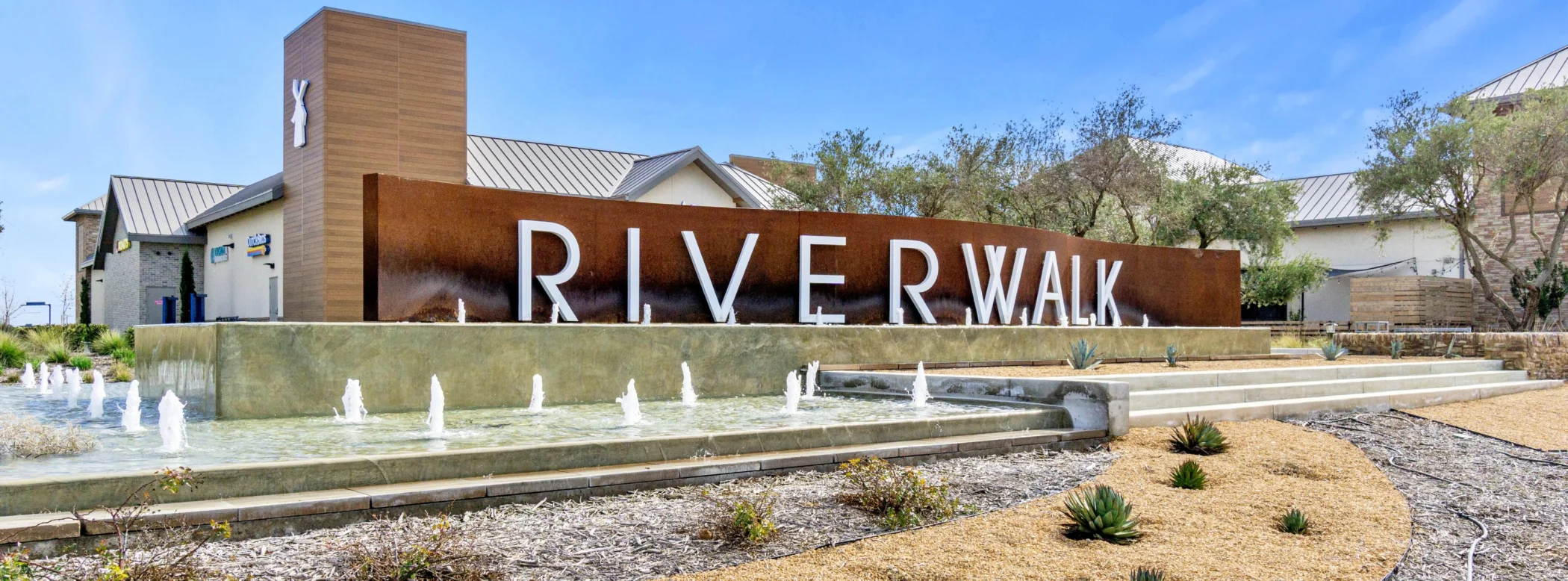 Riverwalk monument sign amenity