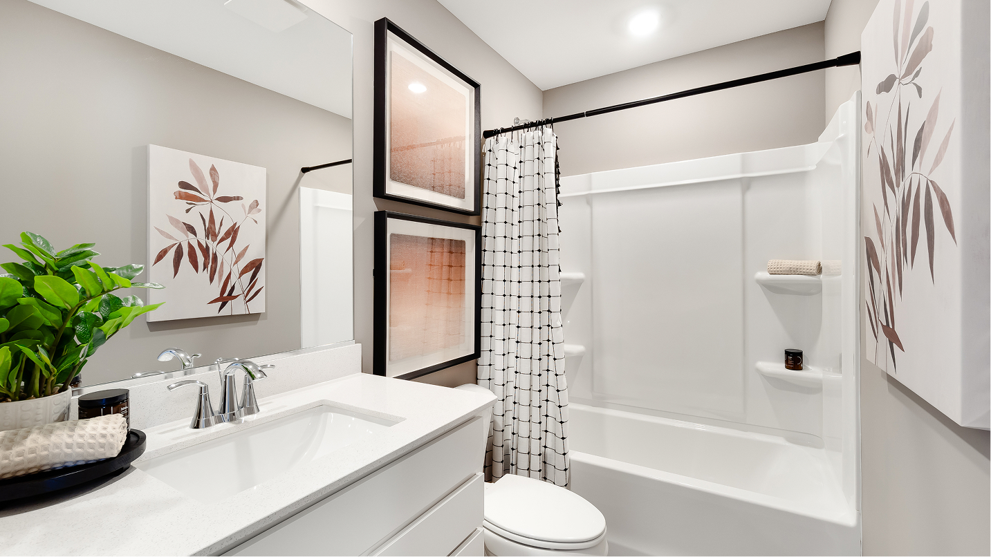 8020 Chatham Bath2 F2 081925