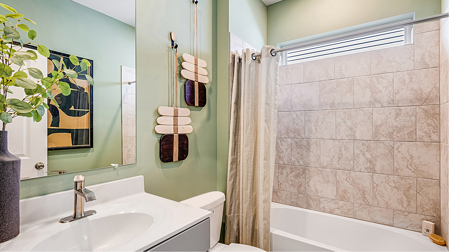 2181 Dover Bath2 F1 Base2 061725