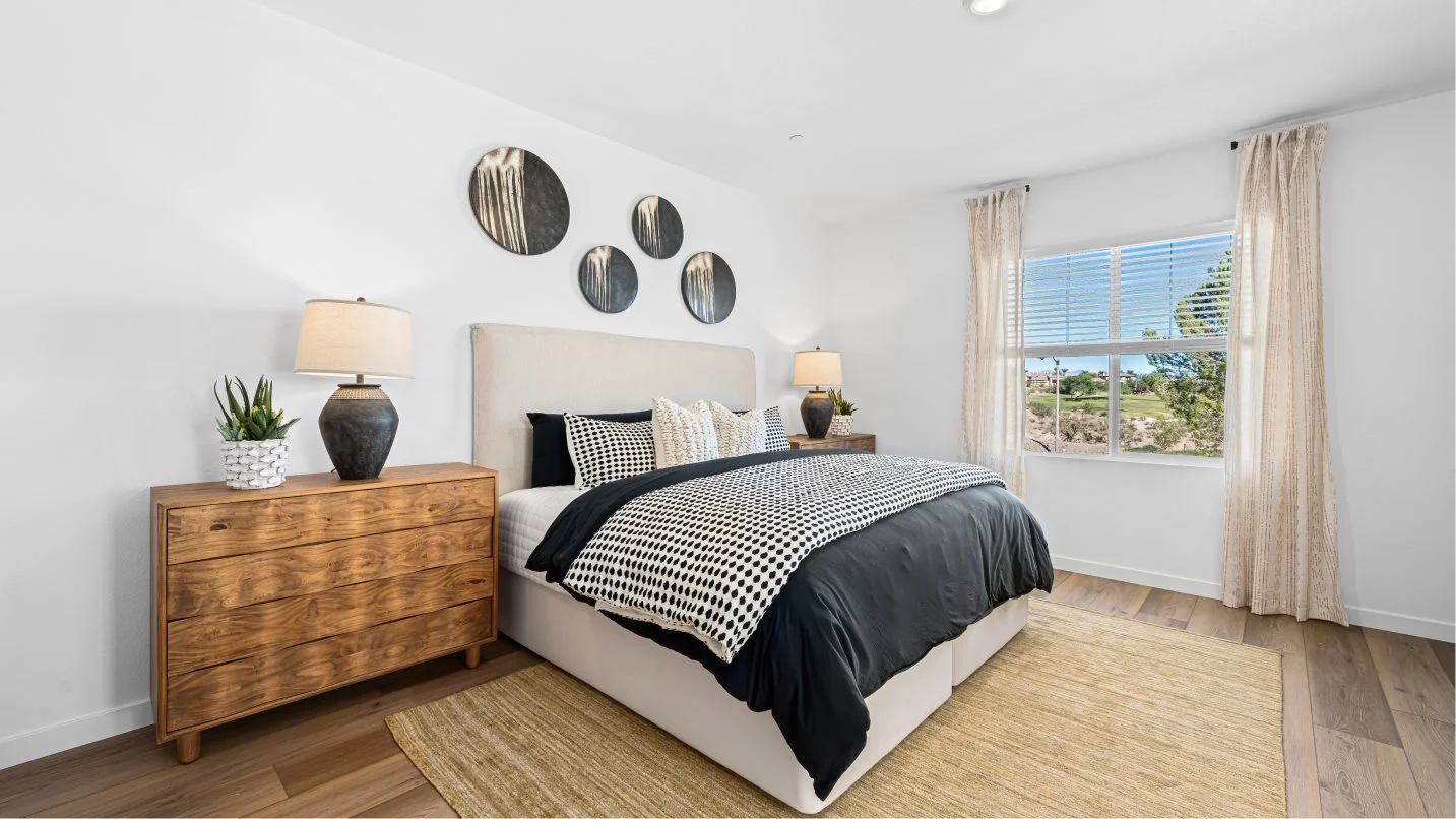 Jan Owner's Suite Bedroom
