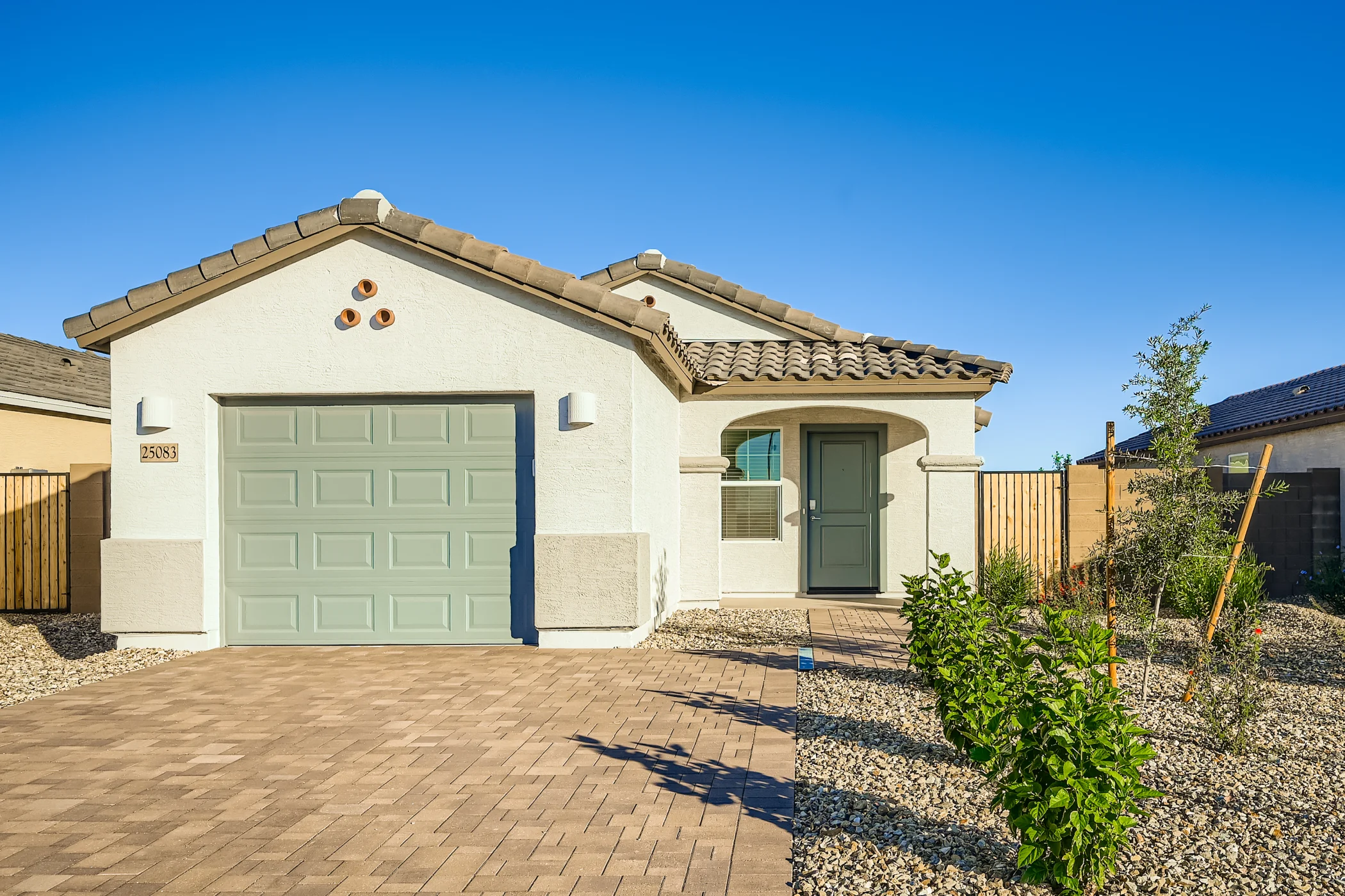 25083 N 174th Ln   Print Quality   002   02 Exterior Front