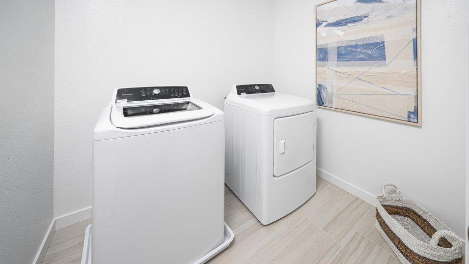 Residence 2107 Laundry Room