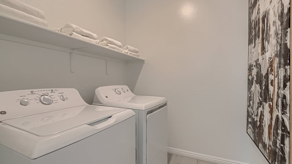 Glenbrook Laundry Room
