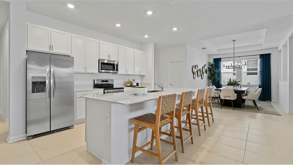 2911 Lakewood Kitchen 2of2 F1