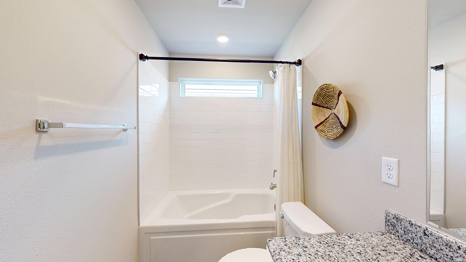 Taylor Core H150 Hawthorn Owners Bath 1of2 F1 5 27 25
