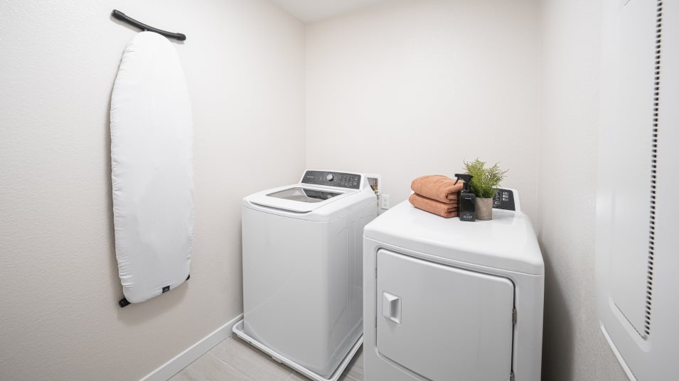 Residence 2018 Laundry Room