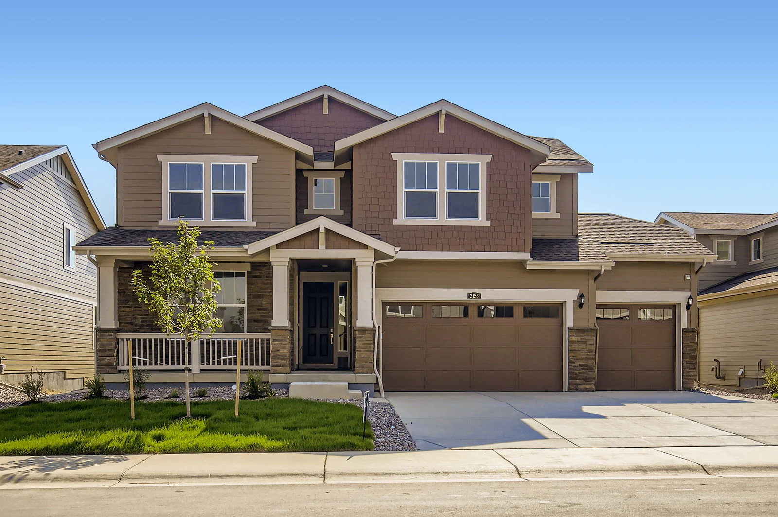 3156 Ironton Dr Exterior Front