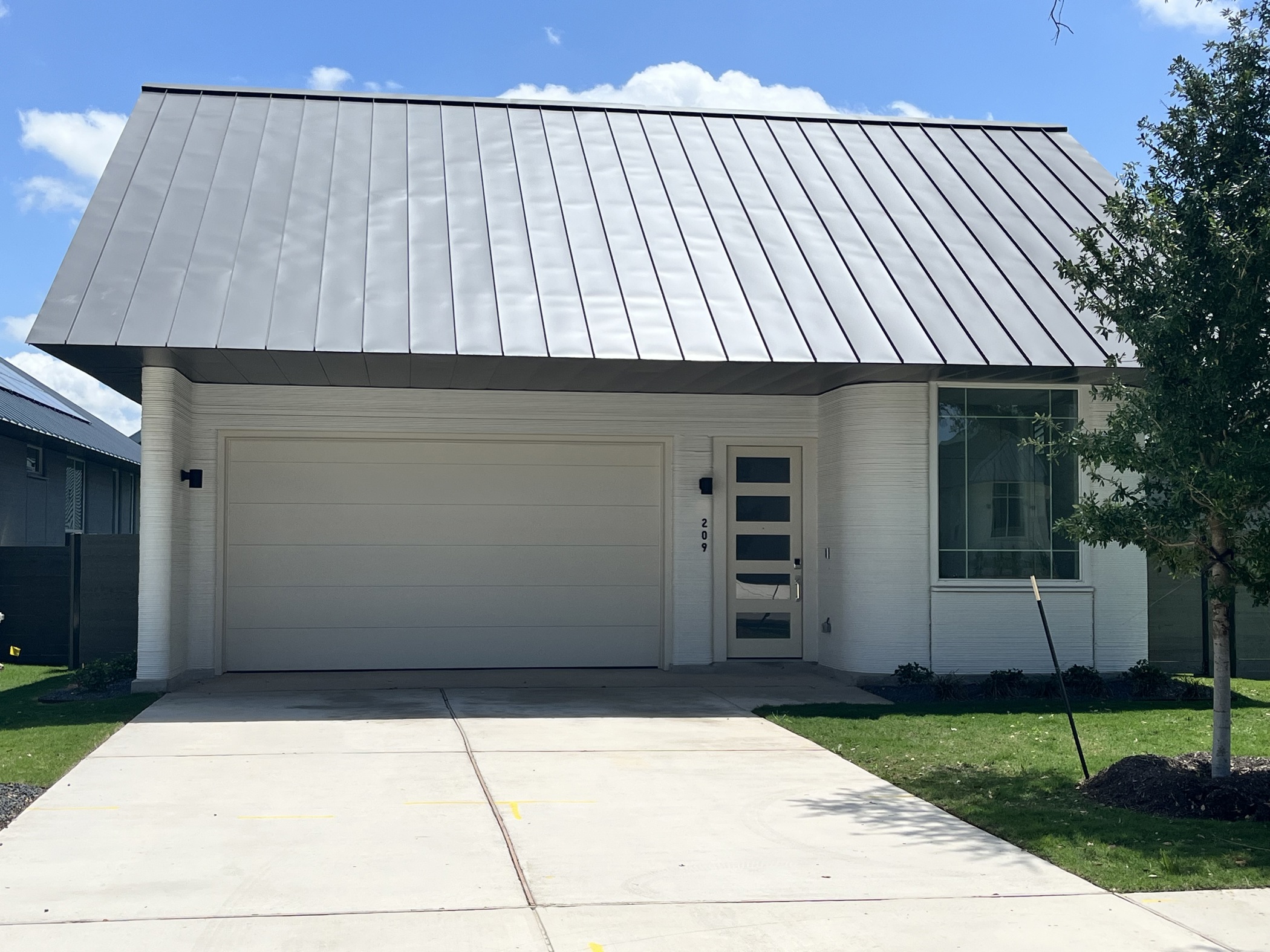 209 Blue Blaze Trl    Exterior