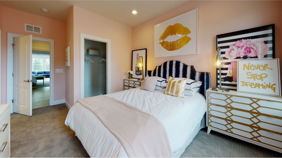MacArthur Bedroom 2