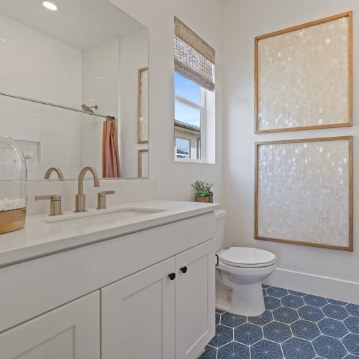 Cielo Vista 3 bath2