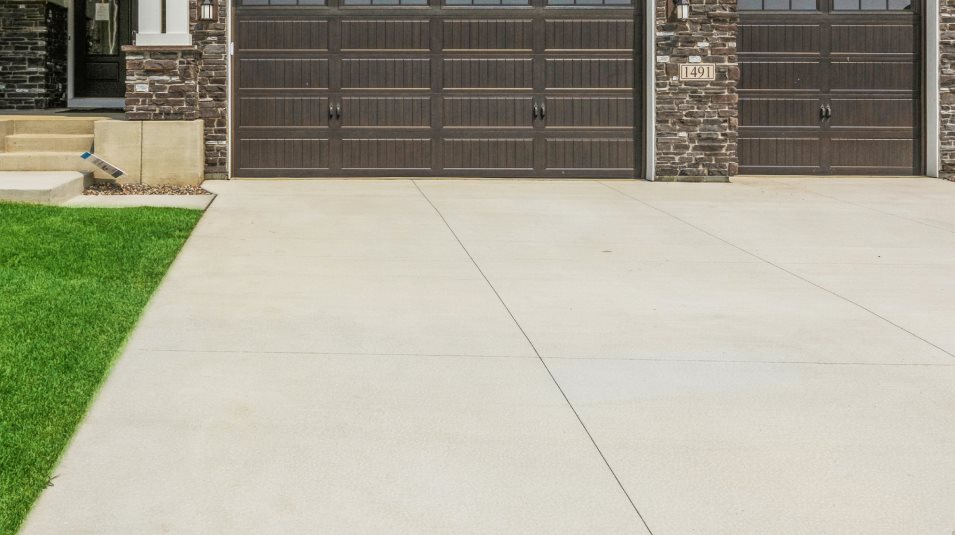 Royal Club Concrete Driveway