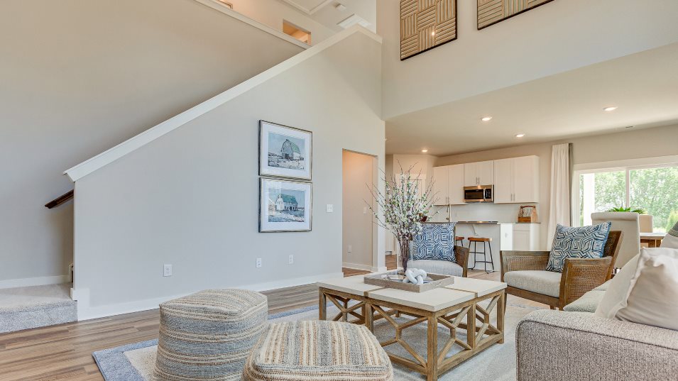Vineyard-Grove Classic Collection Primrose Family Room
