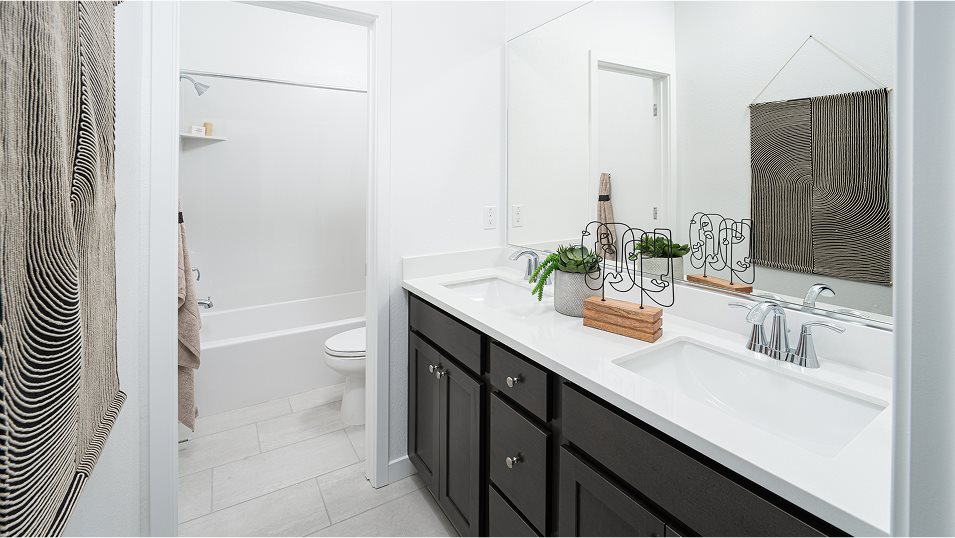 Residence 2421 bathroom 2