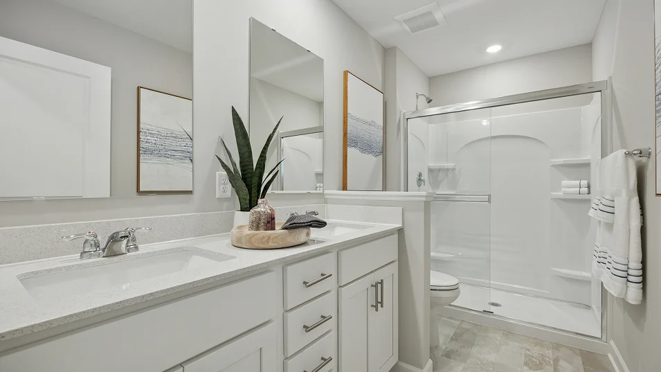 E C13 Conway Owners Bath 2of2 F2