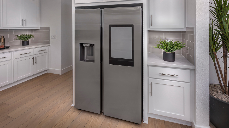 Maggiore Lakeshore Res2 EI Kitchen Refrigerator