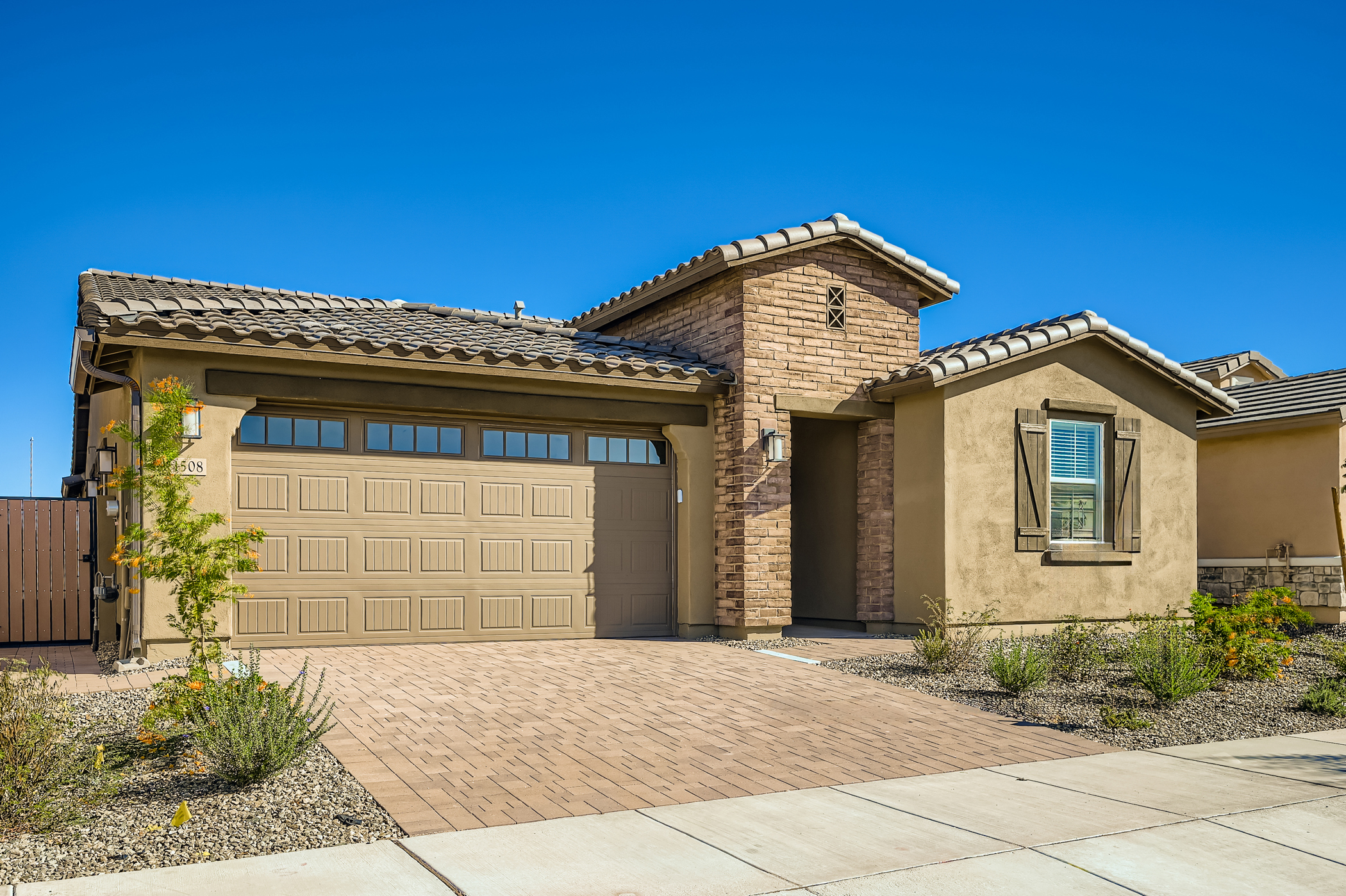 1508 W Ridge Rd   Print Quality   003   03 Exterior Front