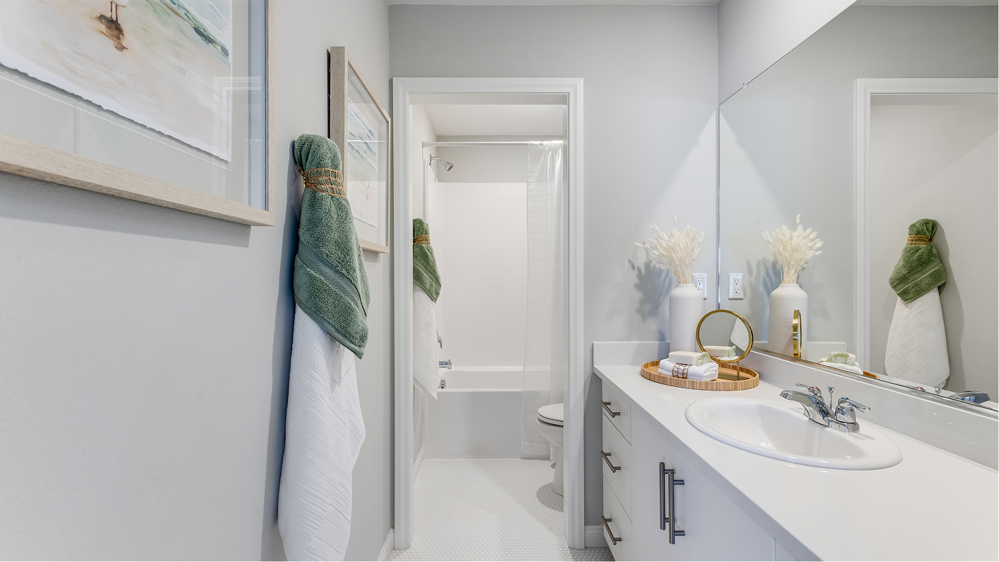 Ara Skyborne Res4 Bath2 F2