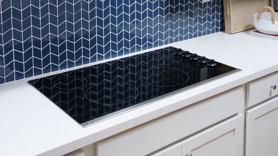 Electric cooktop feature