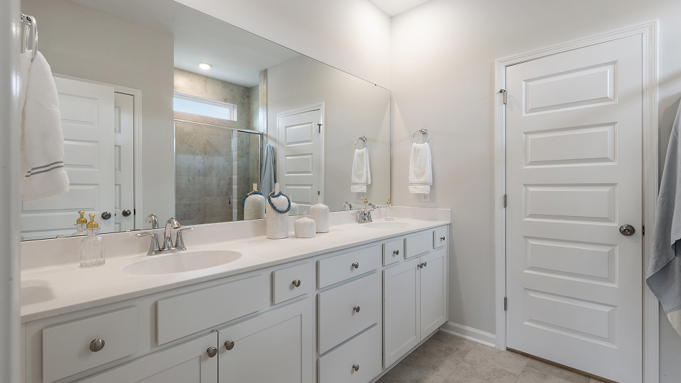 Arbor 2443 Kensington Owners Bath F1 061925