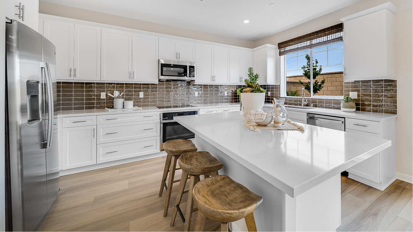 Glennview Springhill Res1 Kitchen 1of3 F1