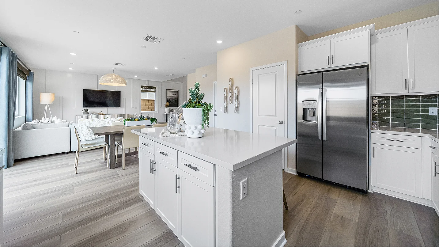 Glennview Springhill Res1 Kitchen 2of3 F1