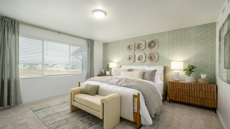 Residence 3 Owner's Suite Bedroom