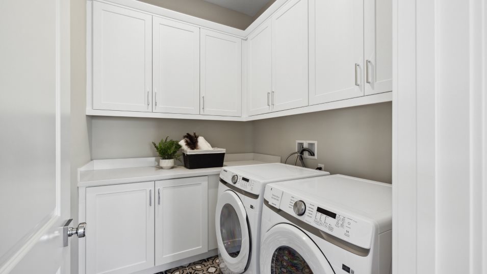 Sierra Bella 2 Laundry Room