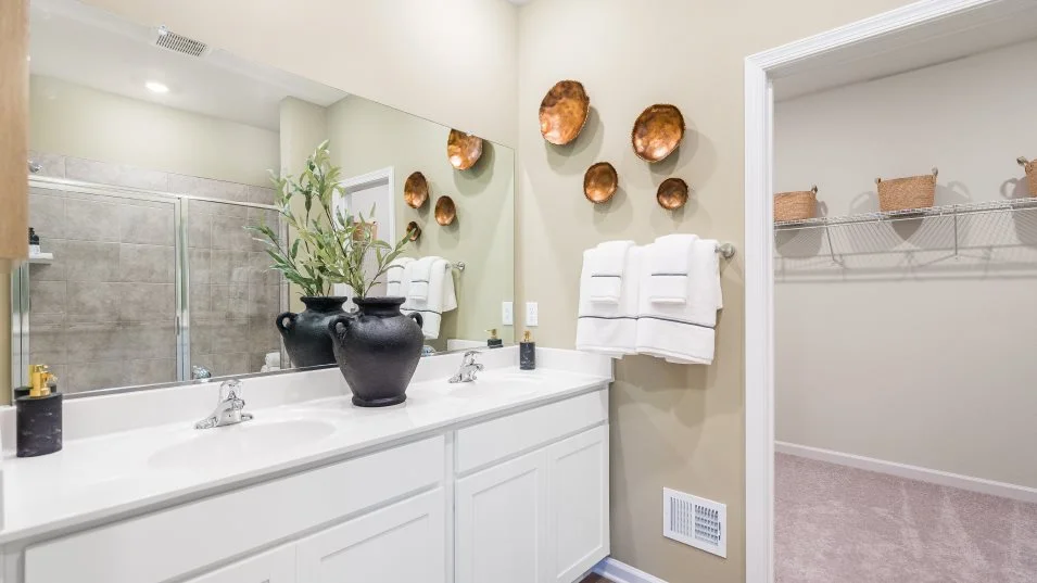 Meridian Owners Bathroom