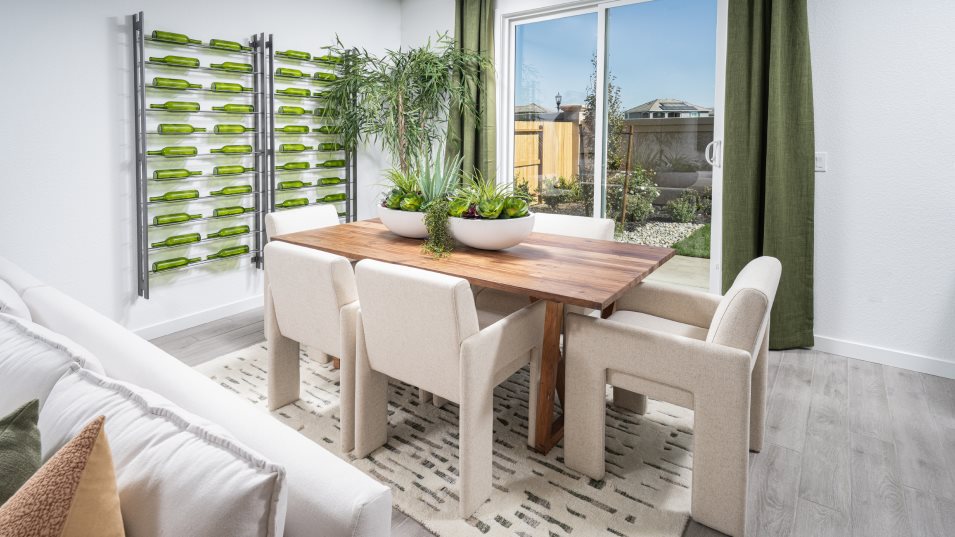 Residence 1765 dining room