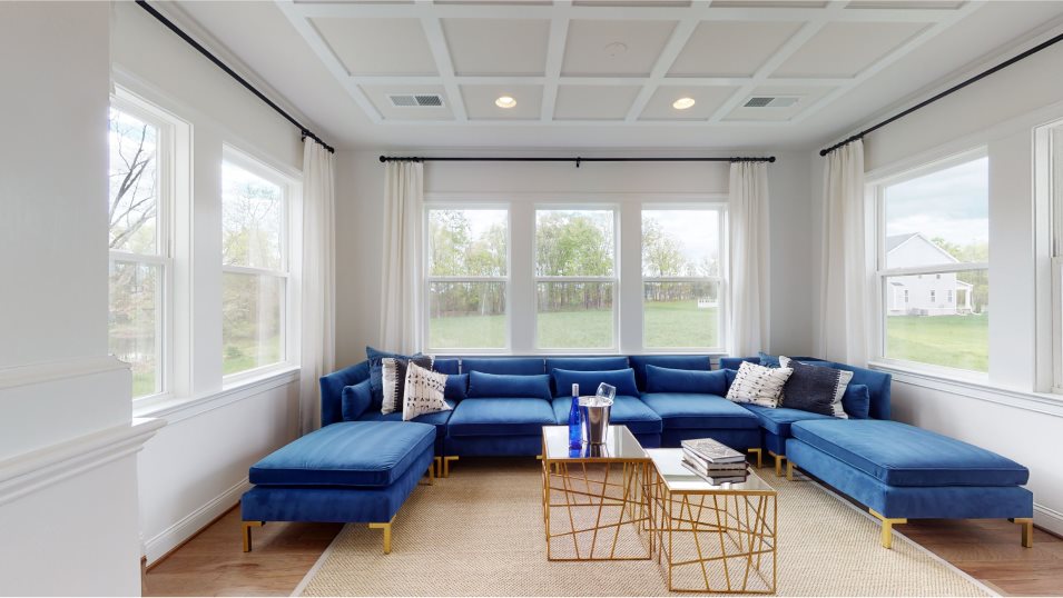 MacArthur Owners Suite 5