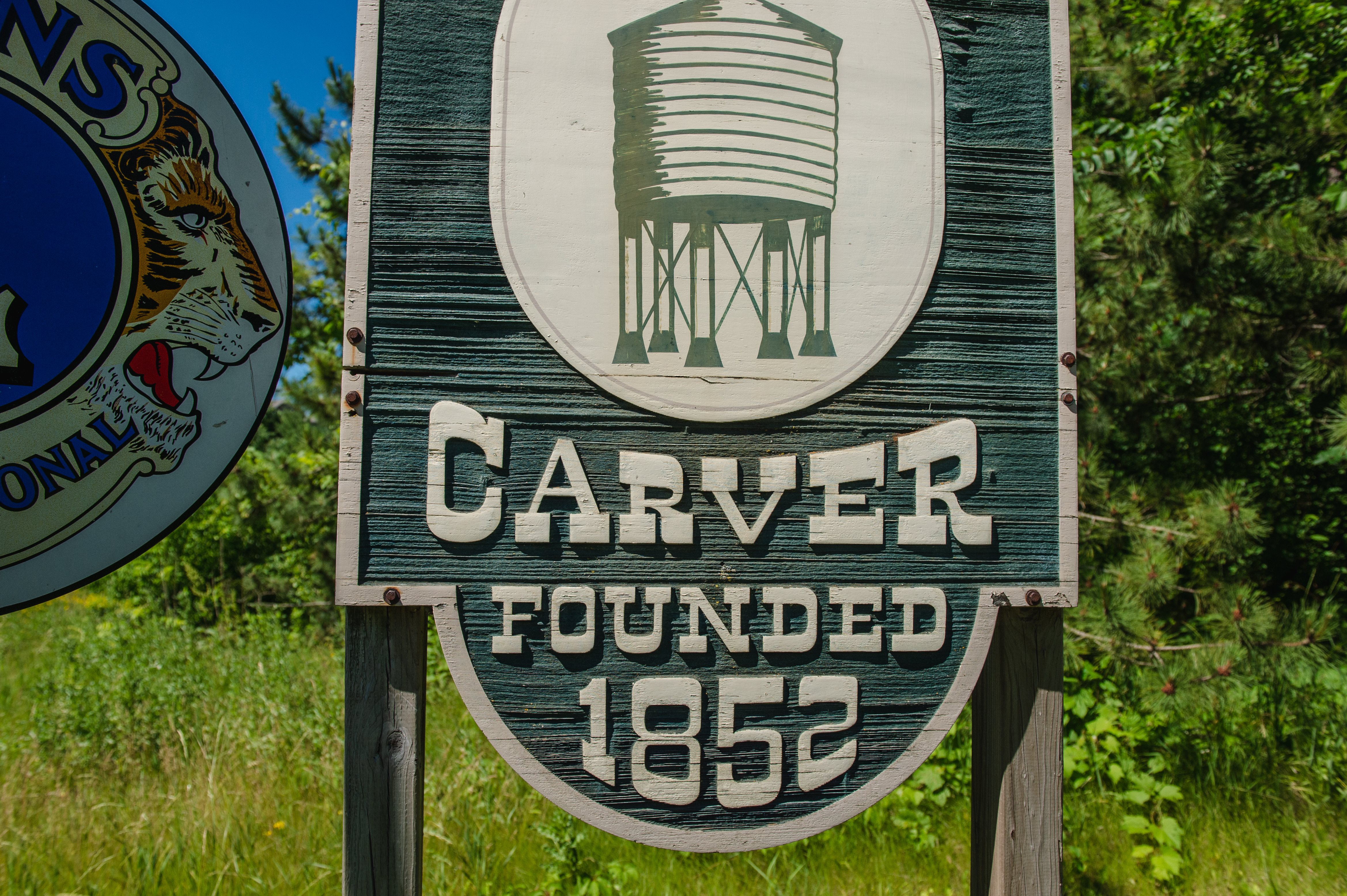 Minnesota Carver PIC Carver Sign 2of2 Photoshoot
