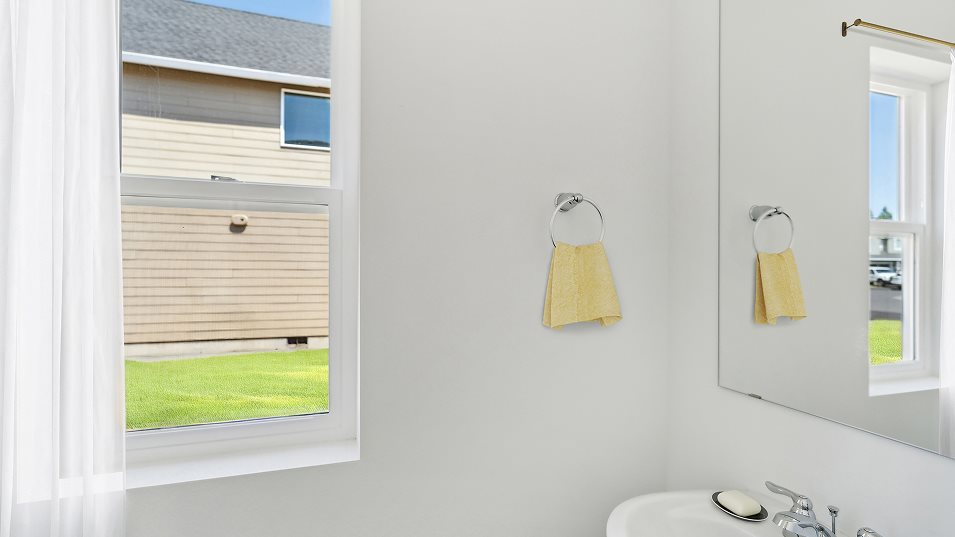 Auburn Powder Room