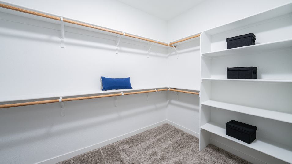 Residence 2355 Owner's Suite Walk In Closet