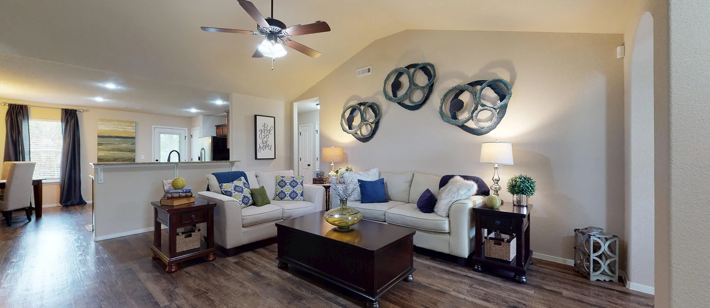 Taylor Core W200 Washington Living 1of2 F1 5 23 25