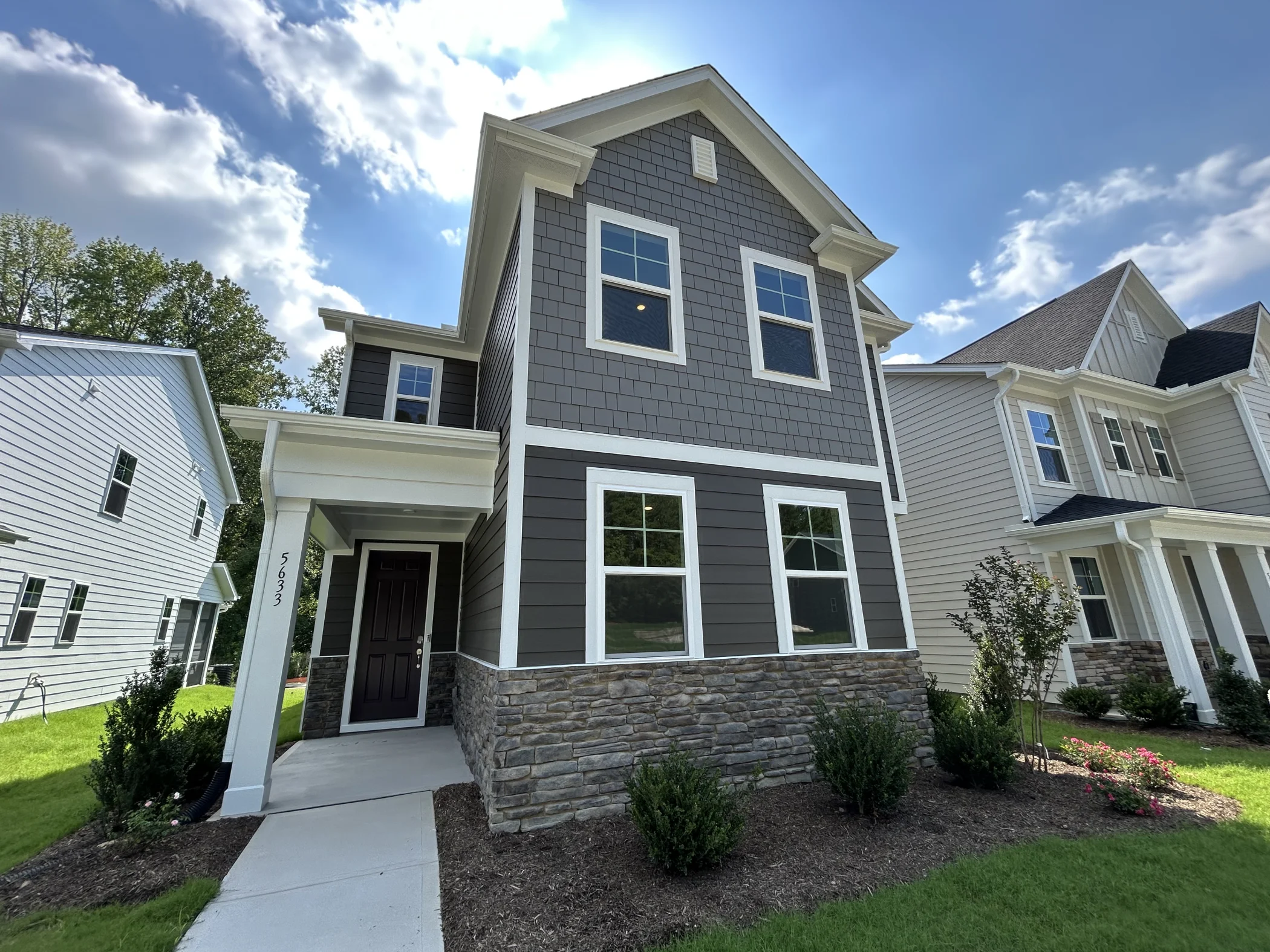 Cayden Cove Waterbury Front 1of3