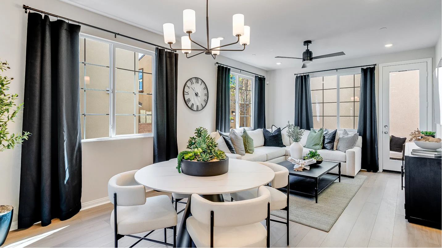 Tailwind Renaissance Res3 Dining 1of2 F1