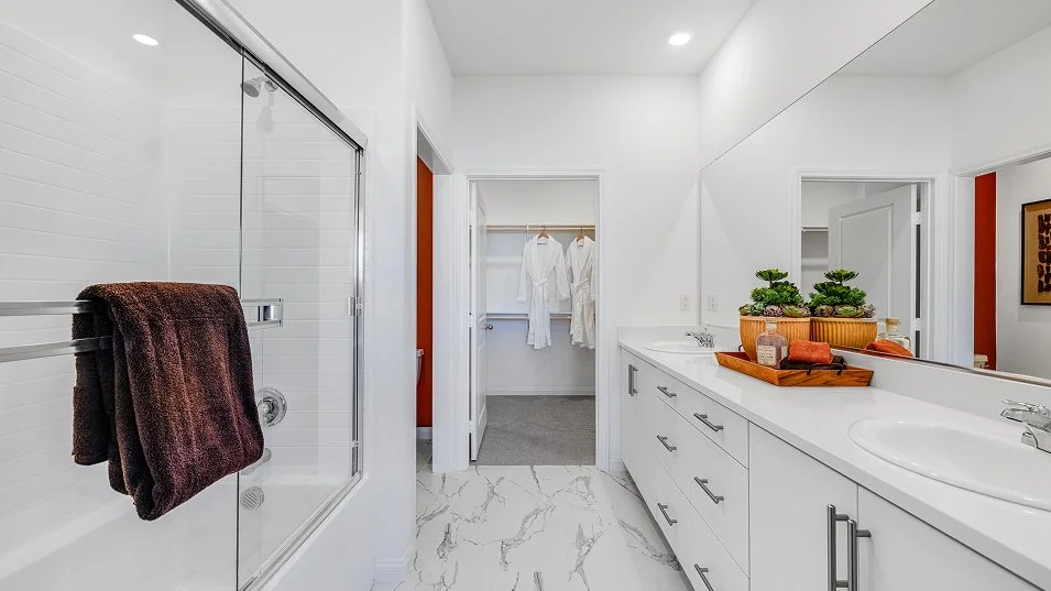 Owners suite bathroom