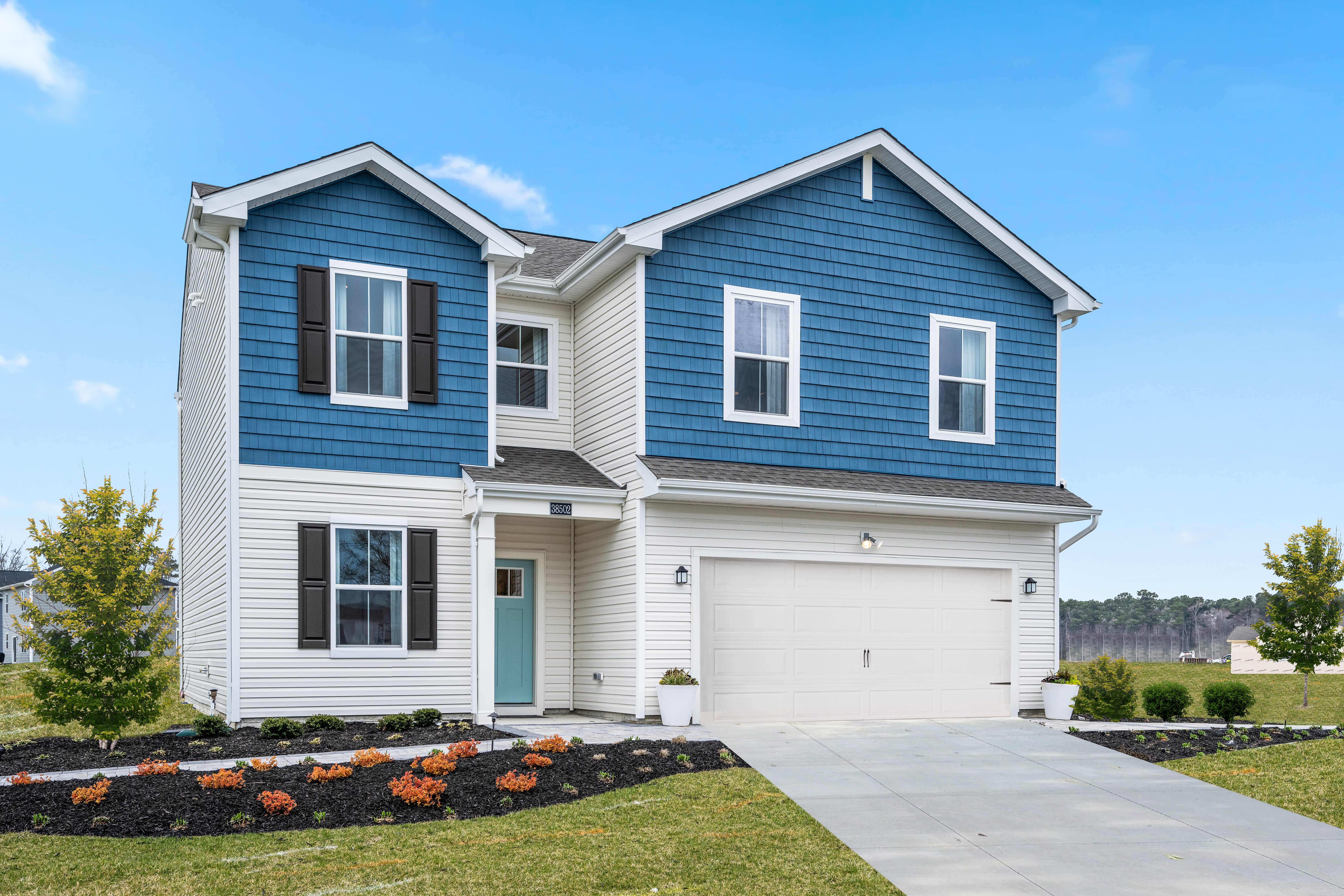 IMAGE: Photo of a single-family home