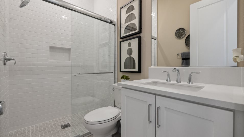 Sierra Bella 1 Bathroom 2