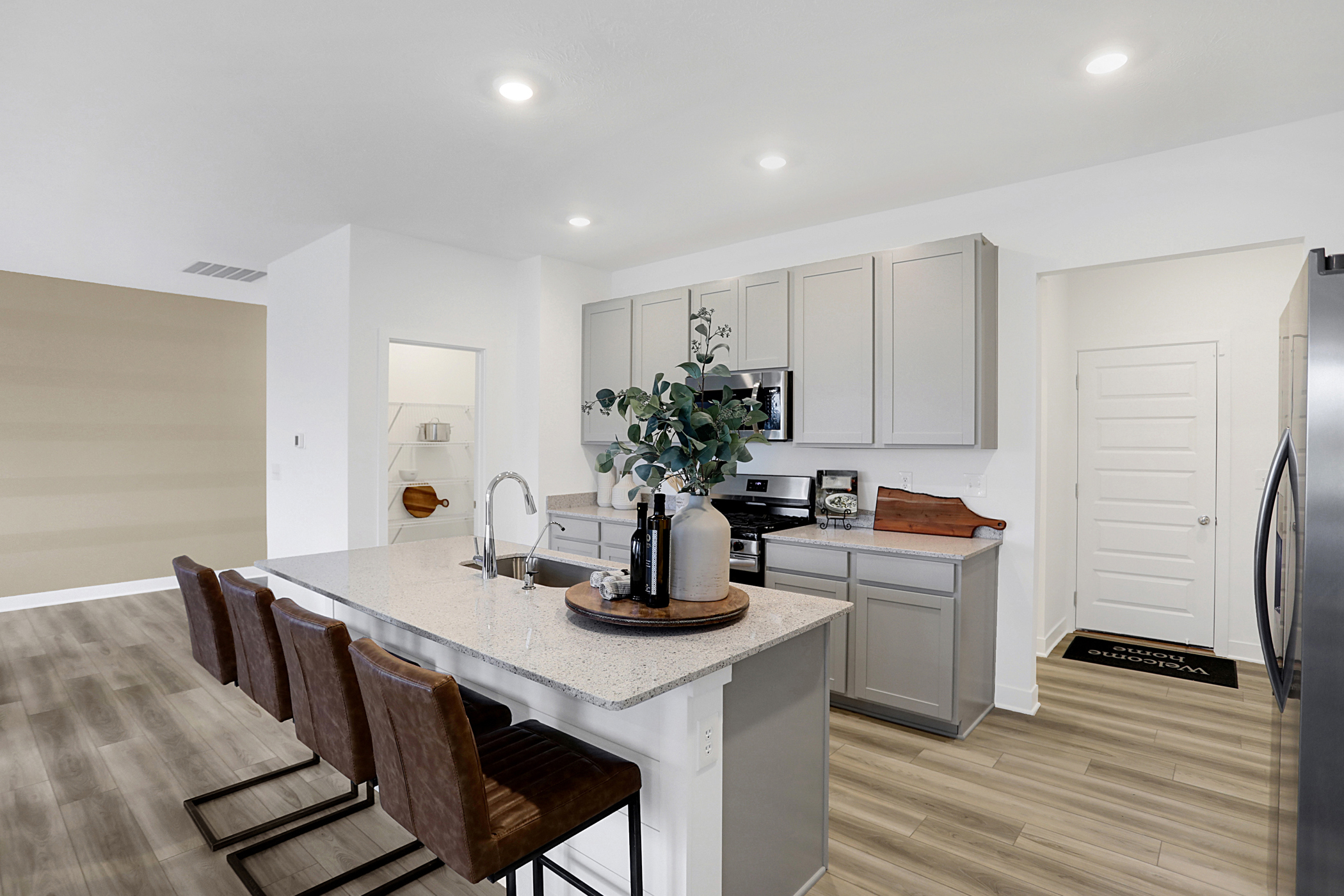 Venture Walnut Commons Wentworth Kitchen 2of8
