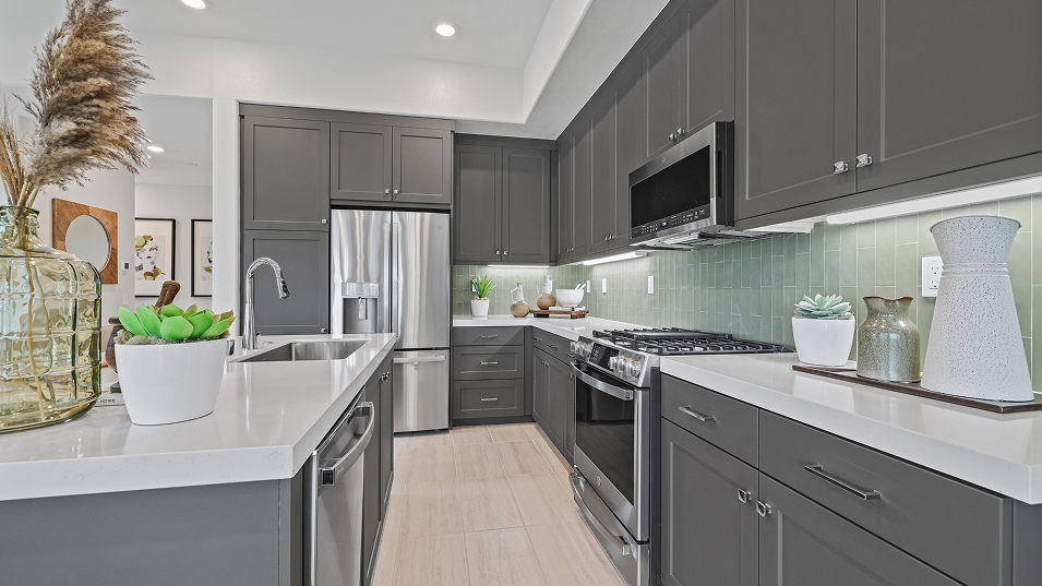 Vista Metro Heights Res3 Kitchen 11of12 F2