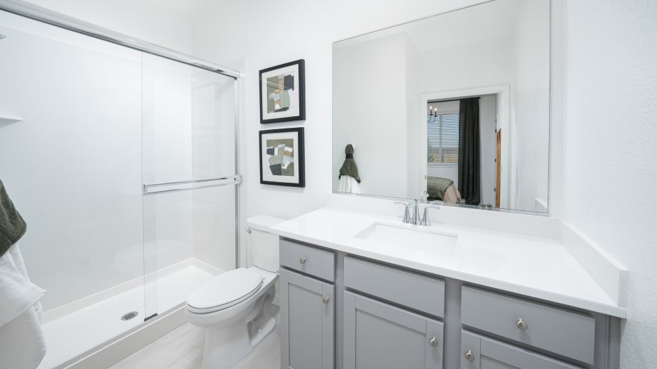 Residence 2419 Bathroom 3