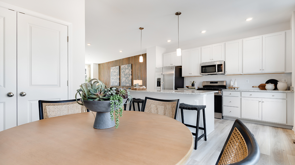 1209 Lancaster Dining 1of2 F2