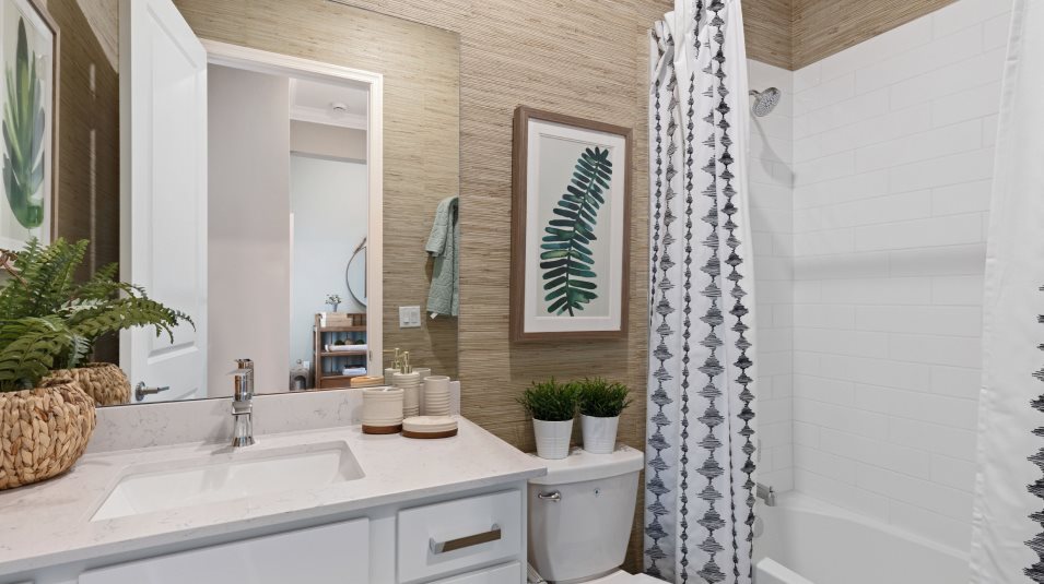 Tub with tile surround