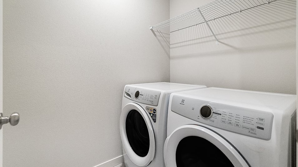 2360 Maggie Laundry F2 Base2