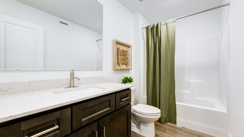 Plan 1903 Bathroom 2