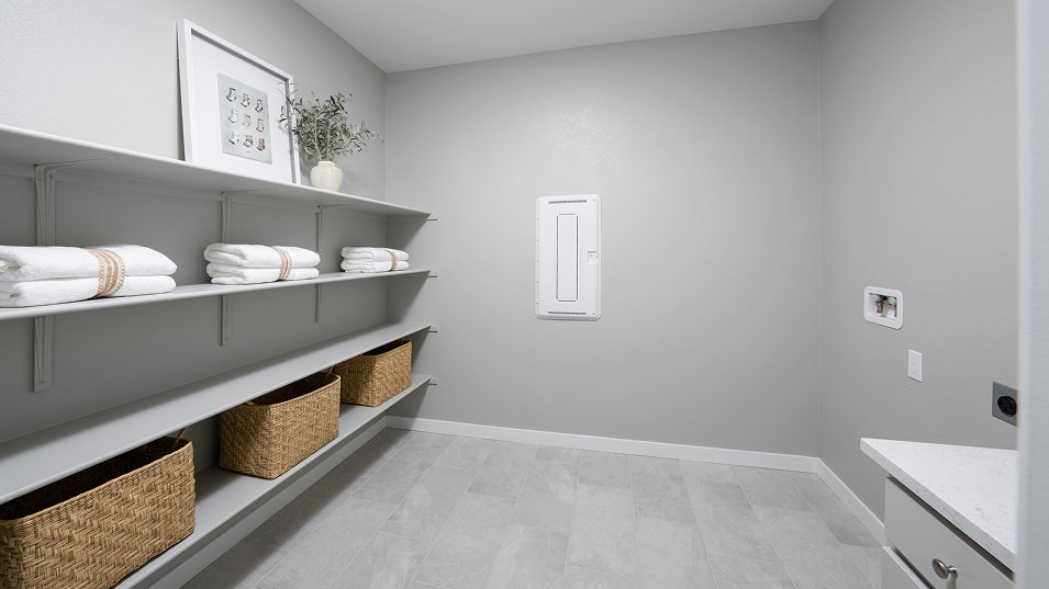 Residence 2610 laundry room